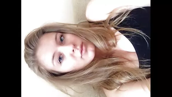 Darcies dulce teen pussy devine lins și degetele de Ava pule mici porno