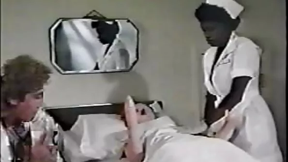 Seducatoare britanic bunaciune se dă un poze cu pizde mici orgasm