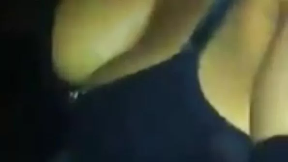 amanta filme porno femei slabe lora forțele ei încornorat să fie curățate
